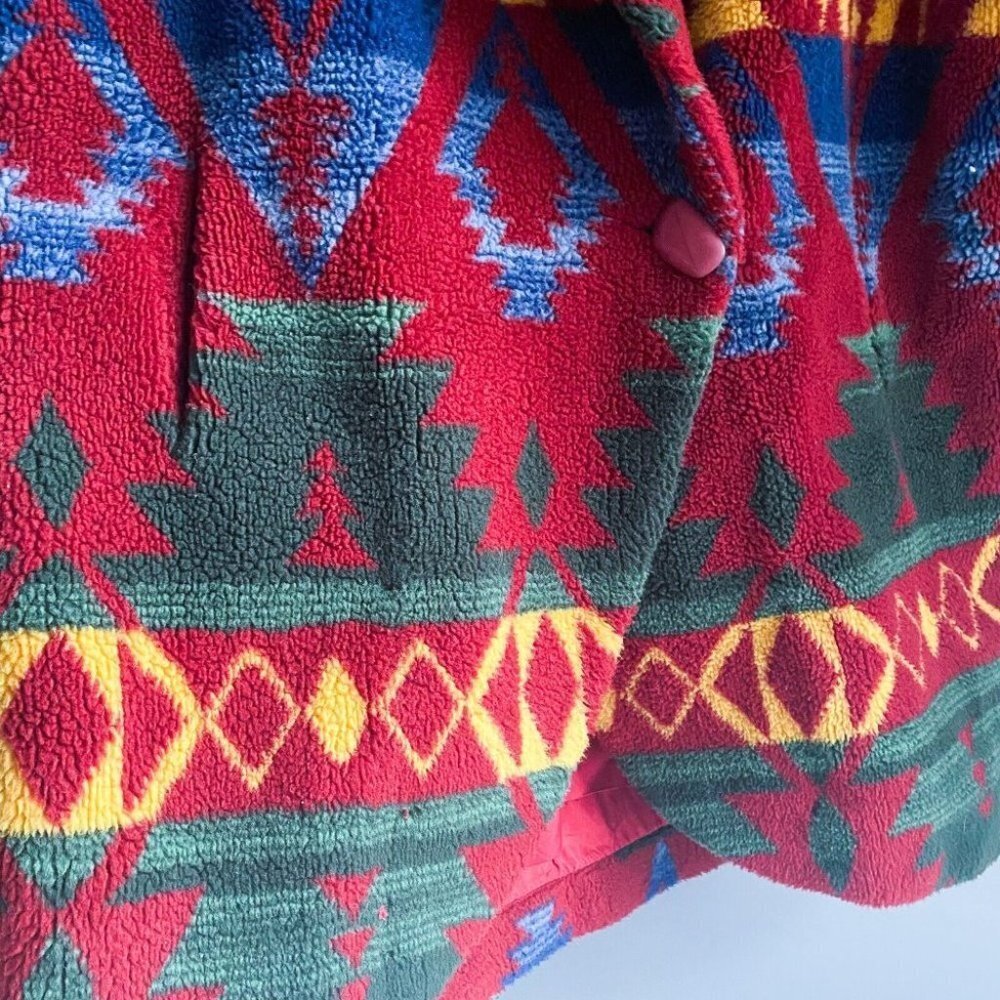 Colorful Geometric Teddy Jacket - Picture 4 of 10